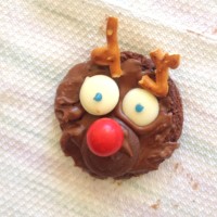 kids craft reindeer cookie
