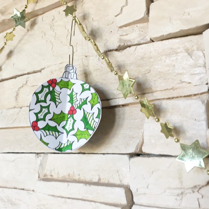 christmas-paper-bauble