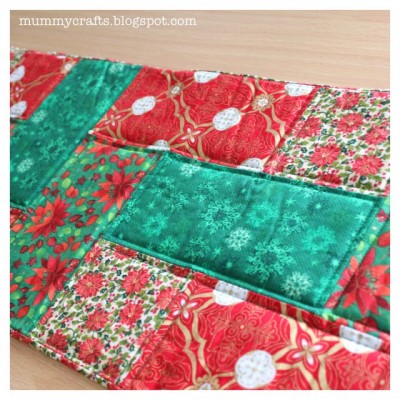 Christmas table runner quilting