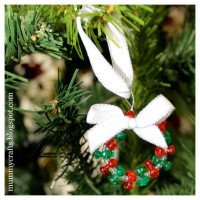 beaded wreath Christmas