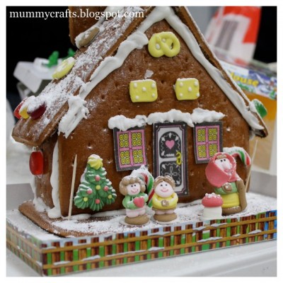 gingerbread house Christmas