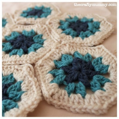 crochet hexagons cream navy green