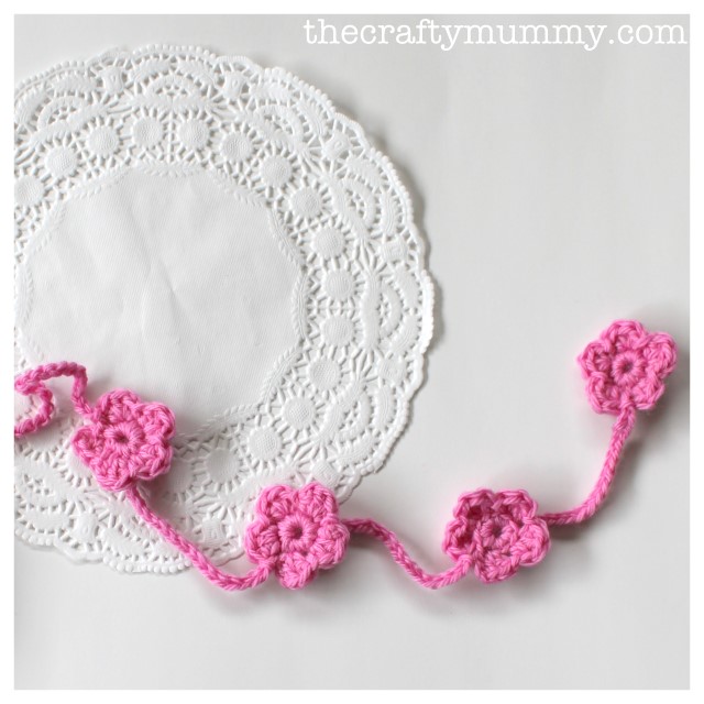 crochet flower garland pink