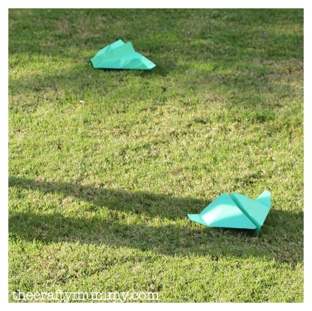 paper planes grass green