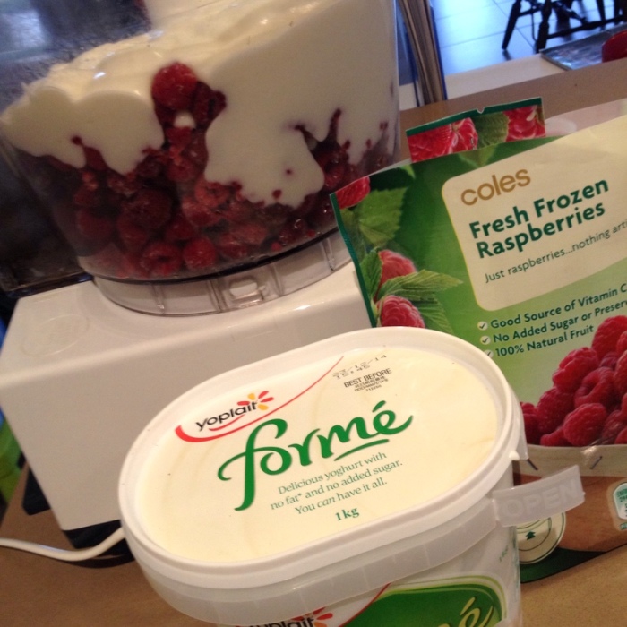 raspberry frozen yoghurt ingredients