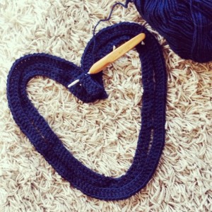 crochet base heart