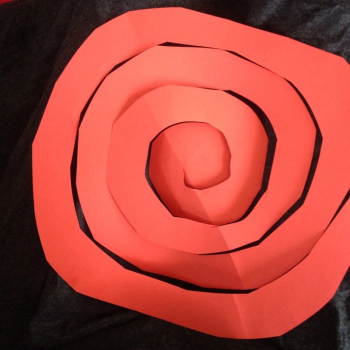 paper roses spiral