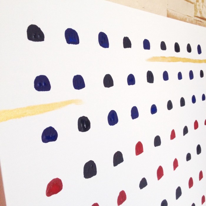 spotted canvas dots