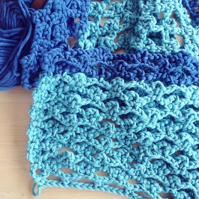 crochet shawl start