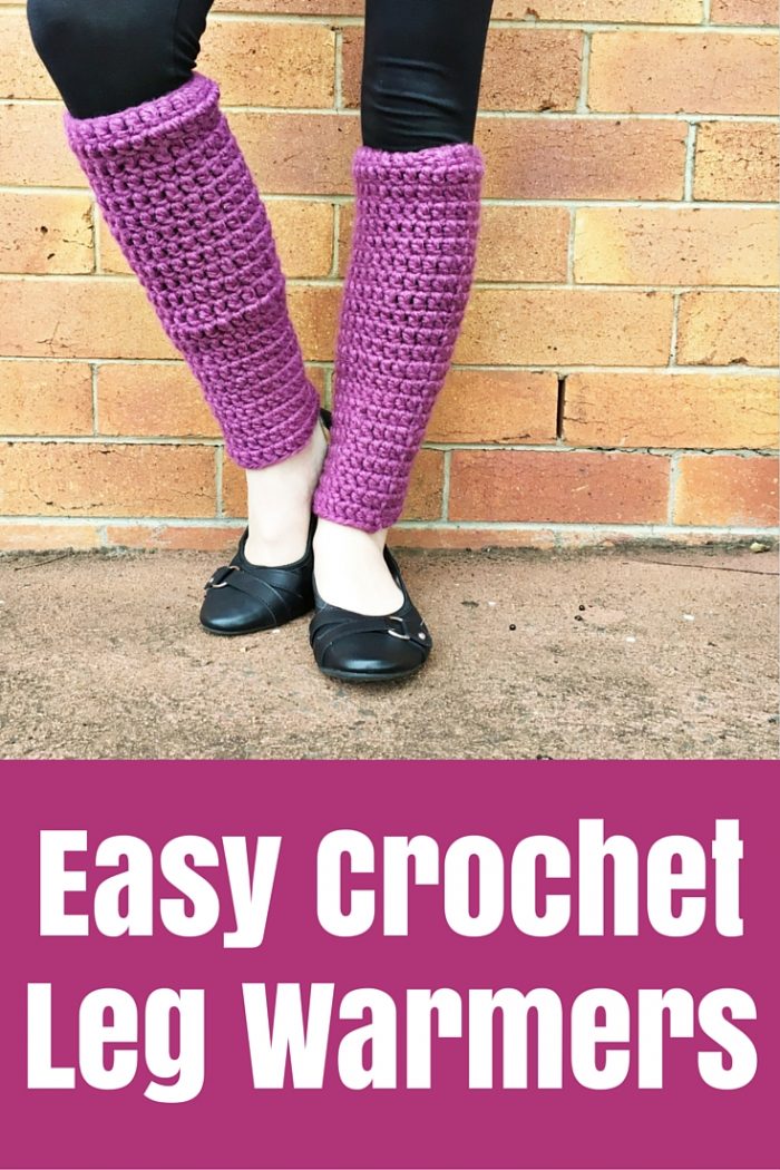 These super easy crochet leg warmers will be done in just a couple of hours and use only 2 balls of yarn - great for beginners and snuggly for dancers