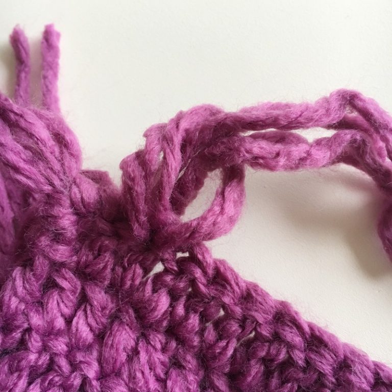 How to Add a Fringe to a Scarf • The Crafty Mummy