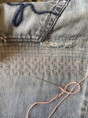 How to Mend your Jeans using Sashiko Stitching — The Crafty Mummy